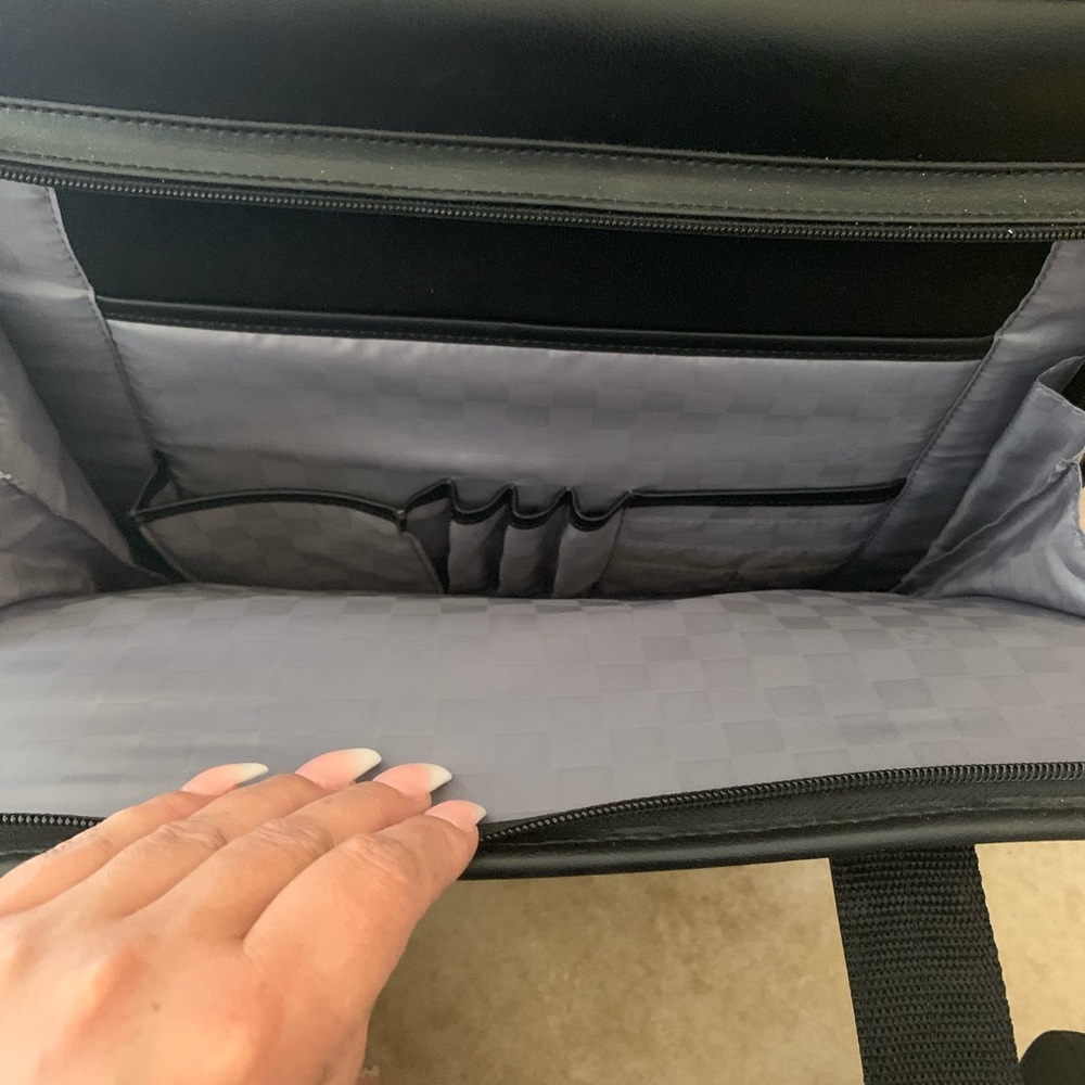 ๐ Samsonite Pilot Bag - Picture 2 of 6